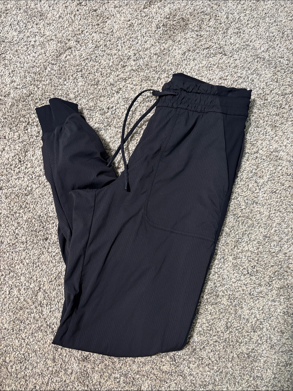 Lululemon Stretch High-Rise Jogger size 6